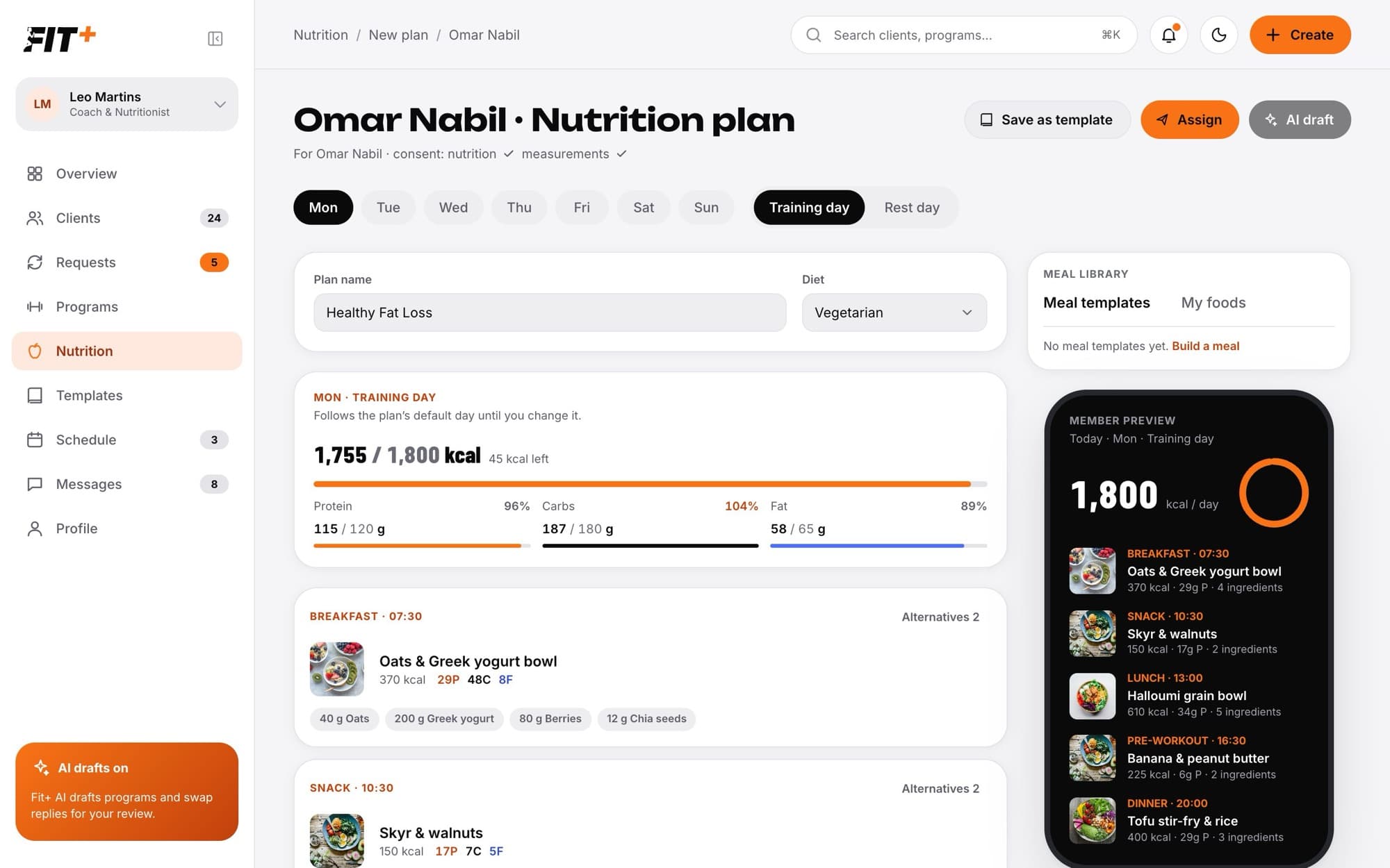 Nutrition plan builder with weekday chips, training and rest day switch, plan name and diet, the day's targets and meals by slot